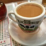 Luen Wah Cafe 聯華茶餐廳 - 