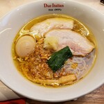 黄金の塩らぁ麺 ドゥエイタリアン - 