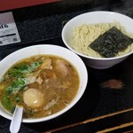 塩そば専門店 桑ばら - 鮭とばと鰯煮干しのつけそば 〜熱盛り〜