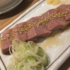 もつ焼き 新宿三丁目 ふじ屋 - 料理写真:とろレバ刺し（アップ）