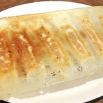 Dhin Tai Fonesu Paru Sendai Ten - 海老と豚肉の焼き餃子