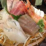 くろ屋 - 刺身盛り合わせ2人前