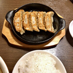 麺 みの作 - 餃子セット