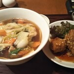 yaesufu-ron - Aランチ 週替わり麺（五目スープ麺）主菜B（油林鶏）1,000円 ♪　