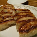 萬珍軒 - 焼き餃子