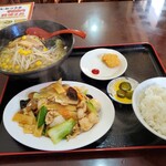 Kakaraku - 八宝菜ランチ塩ラーメン720円+消費税792円