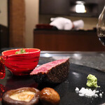 石垣吉田 - 究極のクリスピー焼き