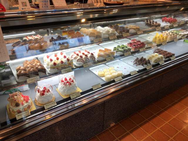 かめやま 中妻本店 - 釜石（ケーキ）の写真