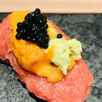 鮨 いつみ - ご挨拶トロ雲丹キャビアのせ