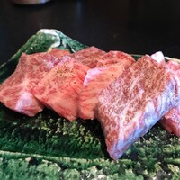 飛騨牛一頭家 馬喰一代 銀座 - 飛騨牛炭火焼き（１５０グラム、税込み２５３０円）