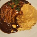 雪詩慕雲 - オムライスデミグラスソース。