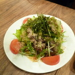 炭火焼肉・にくなべ屋 神戸びいどろ 本店 - サラダ