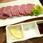 炭火焼肉・にくなべ屋 神戸びいどろ - 