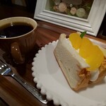 Sweet's home* - はっさくシフォンサンドとホットコーヒー（上手く撮れなかった）