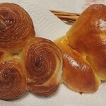 Boulangerie l'atelier - 塩メープルとクリームパン