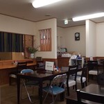 Shidano Sato - 店内テーブル席(H30.12.22撮影)
