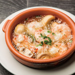 Shrimp and mushroom Ajillo (with baguette)