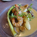 アルブル ヴェール - 伊勢海老と魚介のポワレ（+680）