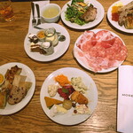 MORETHAN TAPAS LOUNGE - 