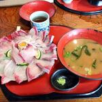 ハマチ丼 (ナイスタウン半額クーポンVer.)