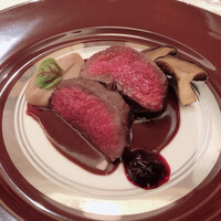 オー・プロヴァンソー - 蝦夷鹿のロースト