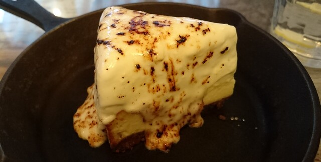 炙りチーズケーキ By 恐竜のタマゴッチ モニカ アドリアーノ 町田 カフェ 食べログ 炙りチーズケーキ By 恐竜のタマゴッチ モニカ アドリアーノ 町田 カフェ 食べログ