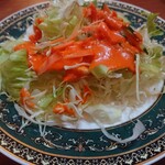HABIBI HALAL RESTAURANT - ・Paya の Salad イマイチかな