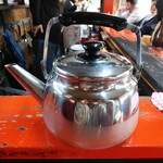 新ちゃん - やかんの氷水