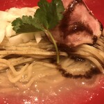 Ramemburai - 濃厚鶏つけ麺　麺アップ