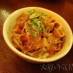 ラーメン うづまき - Cランチ(￥980)のミニ豚ばら丼