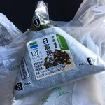 ファミリーマート - 料理写真:日高昆布 (*´ω`*) おにぎり