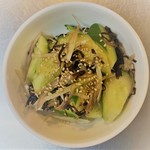 ホルモン大将 けん - きゅうりとみょうがの塩こぶ和え