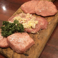 焼肉ギュウミー - 