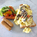 Museum Hotel - 翌朝もスクランブル・エッグで決まり〜♬