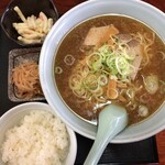 松茶屋 らーめん亭 - ラーメン定食