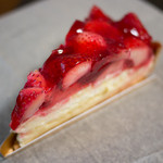 バズ サーチ - 苺のタルト