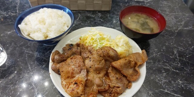Tombo トンボ 秋葉原 パブ 食べログ Tombo トンボ 秋葉原 パブ 食べログ