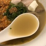 Japanese Soba Noodles 蔦 - 花咲ガニ、鶏、野菜のスープ