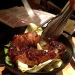 ホルモンの赤ワイン煮