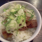 ラーメン専門店 徳川町 如水 - チャーシュー丼　小