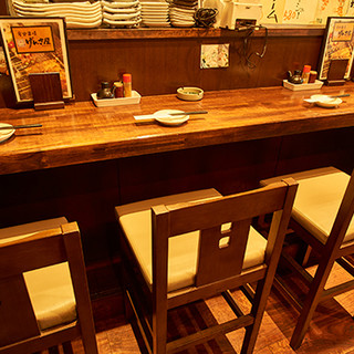 おひとり様でもゆったりとお過ごしいただける、大人の隠れ家空間