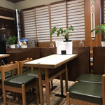 Darumaya Mochigashiten - 店内。