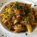 イル・クッチョロ - ペンネ竜神豚とちりめんキャベツウンドゥーヤ（辛いサラミのパテ）のラグー