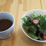 ボーノ - サラダとスープが付いてます