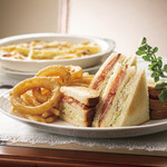 コーヒーパーラー ヒルトップ