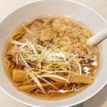 魚べい - 背脂ラーメン　352円