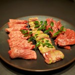 KIRAMEKI - 極上トロ牛タンとネギ牛タンの食べ比べ