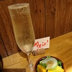 ビストロ シン 2 - グララ・エクストラドライ：くいくい飲みやすい・チェレーザ