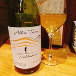 ビストロ シン 2 - ヴィニカ アルトレ・テッレ トレッビアーノ：オレンジ忘れられない味