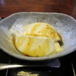 貴船 - そして最後のデザートはこれも豆腐を使った豆乳プリンです。